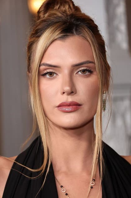 Alissa Violet