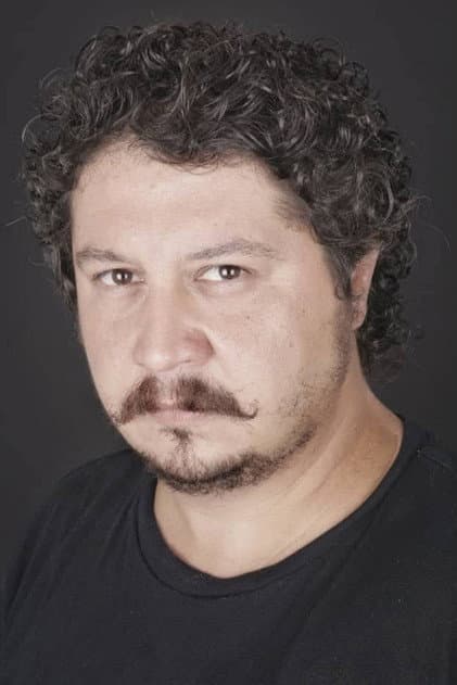 Yuksel Molla