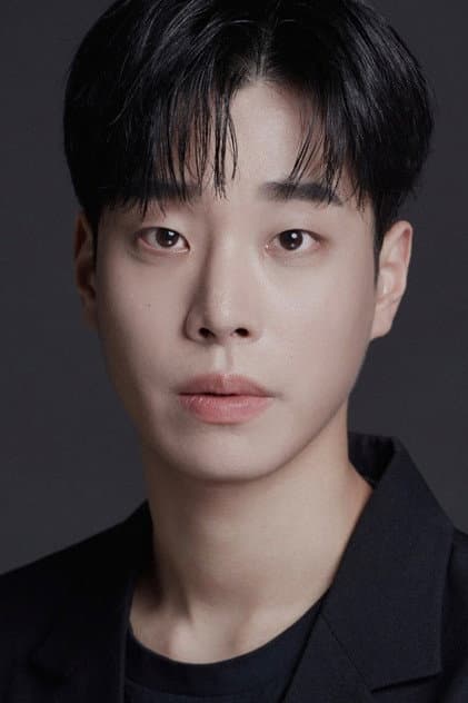 Min Woo-seok