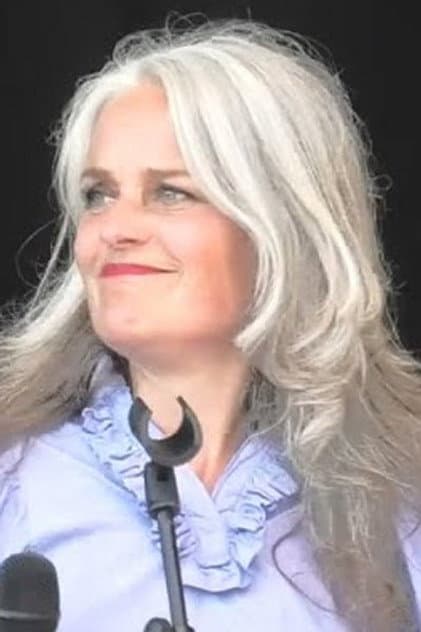 Louise Norby