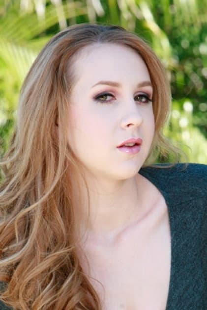 Amy Valor