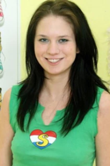 Lara H