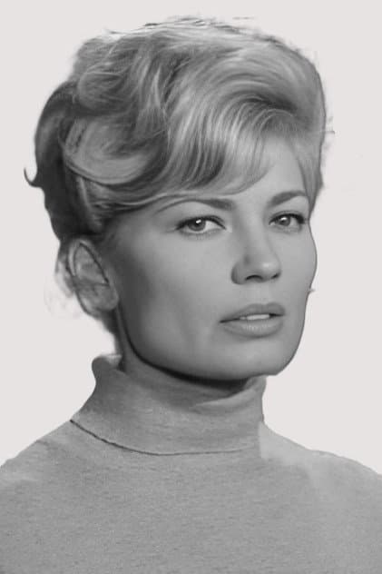 Nadia Sanders