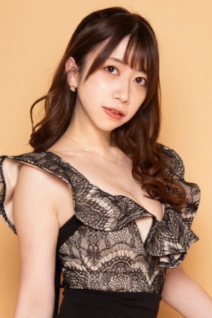 Manami Oura