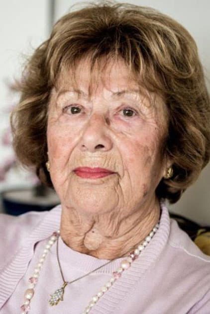 Elisabeth Masur